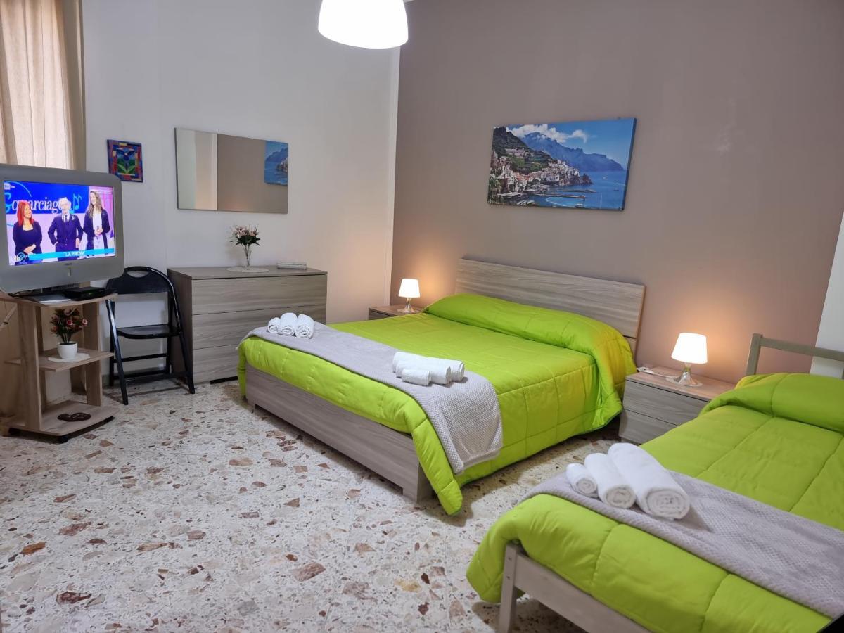 Residenza Margherita - Centralissima Salerno Eksteriør billede
